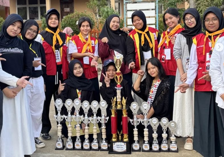 Ekskul Perwira 17 Raih Juara Umum pada ATRAKSI 3 PMR Sumsel 2026